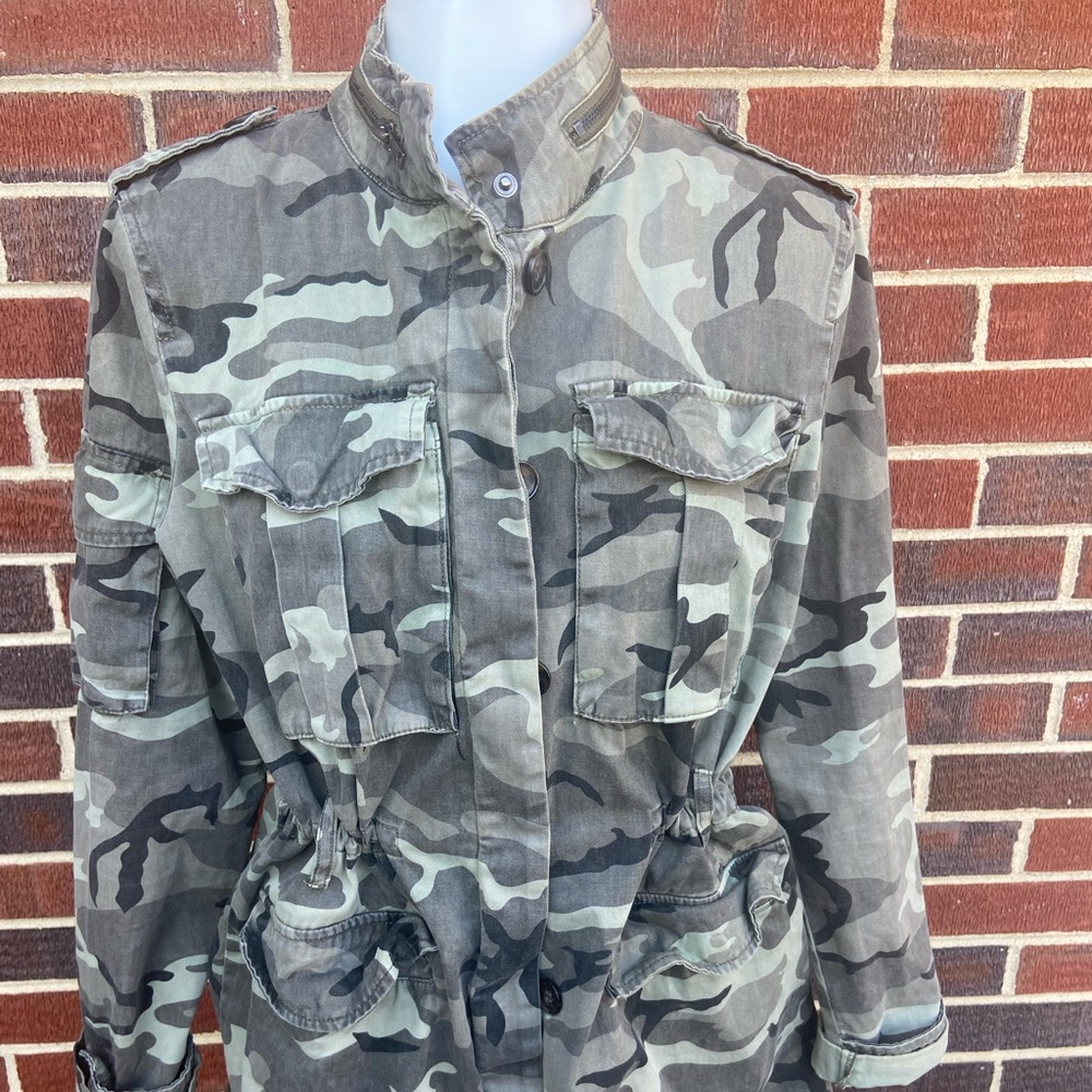 Army fatigue jacket